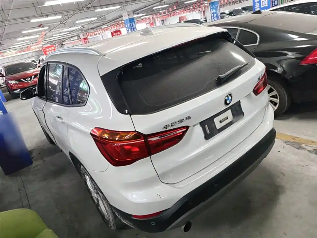BMW X1 2016 sDrive18Li Fashion Model фото 5