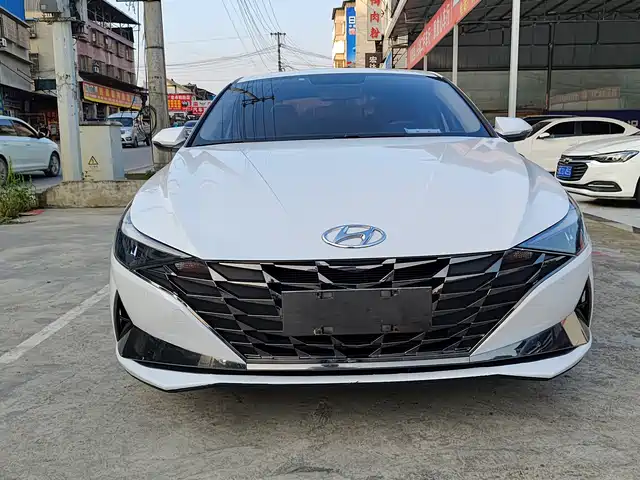 Hyundai Elantra 1.5L CVT GLX, Элит