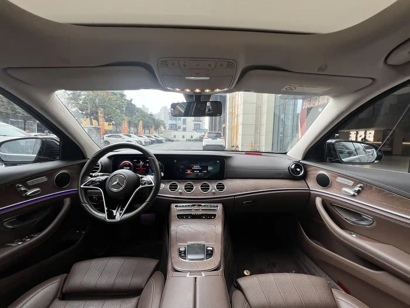 Mercedes-Benz E-Class New Energy 2022 Facelift II E 350 e L Plug-in Hybrid Sedan фото 3