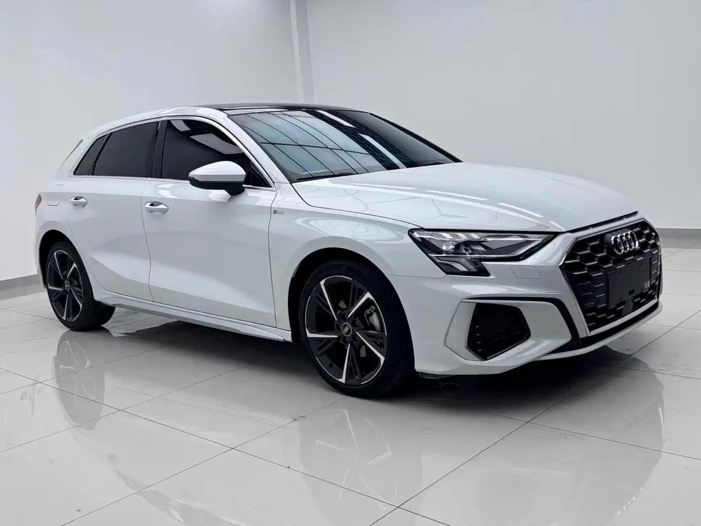 Audi A3 2022 Sportback 35 TFSI Style Sport фото 2