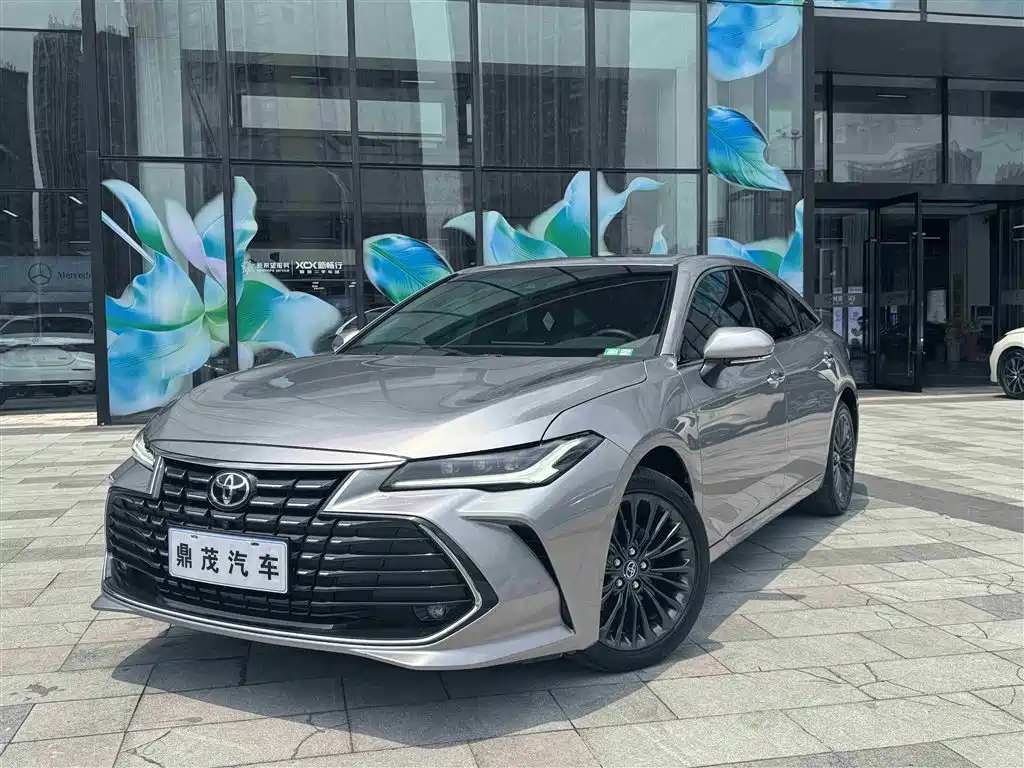 Toyota Avalon 2023 2.0L XLE Premium Edition