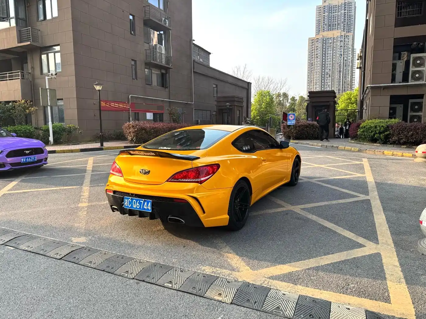 Hyundai Genesis Coupe 2009 2.0T Automatic Elegant Edition фото 7