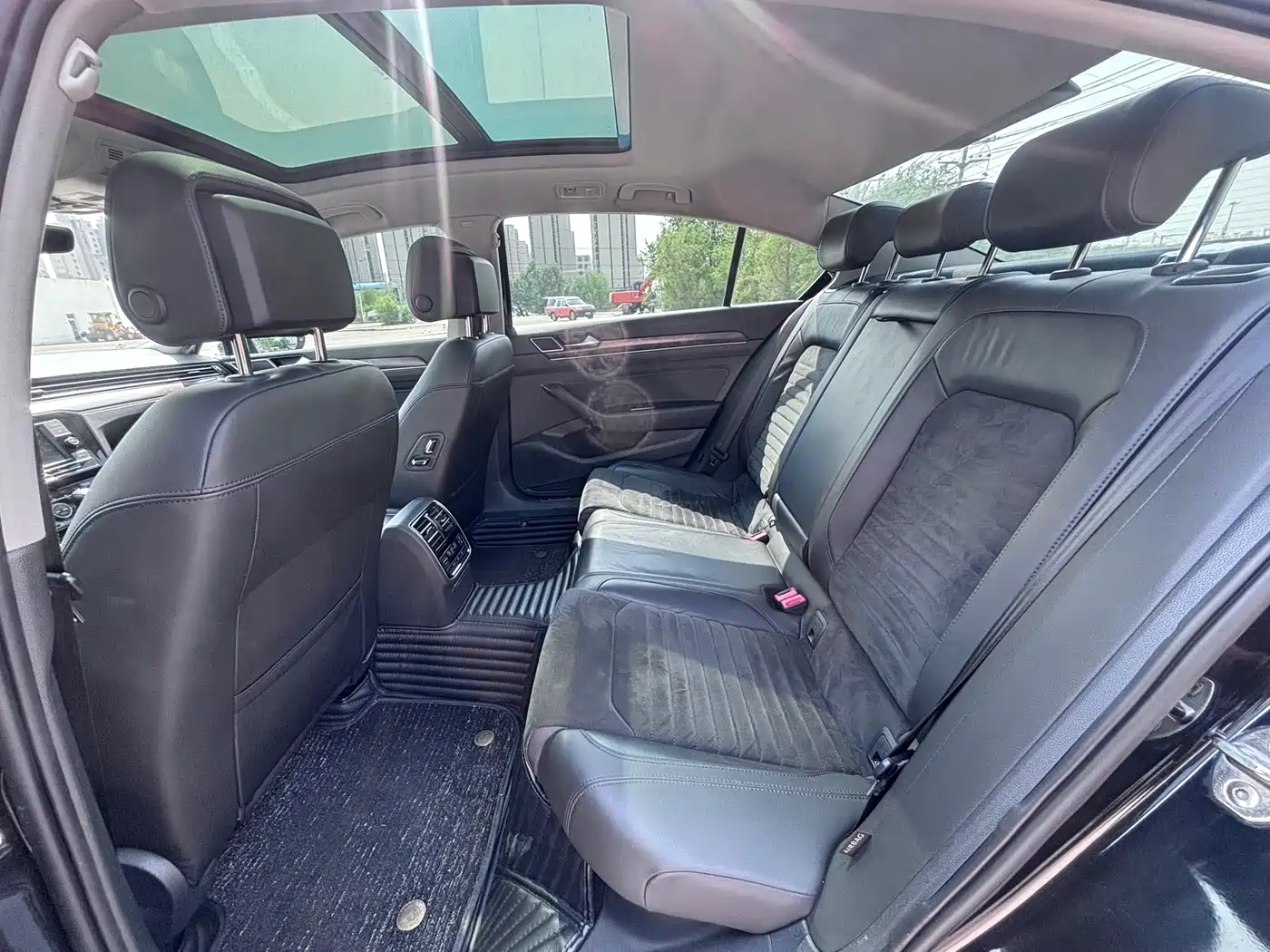 Volkswagen Magotan 2018 330TSI DSG Luxury фото 14