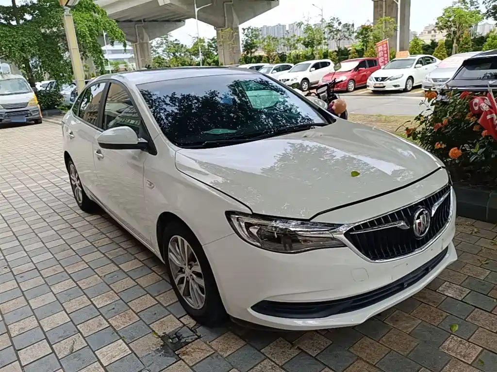 Buick Excelle 2019 18T Auto Connected Elite China VI фото 4