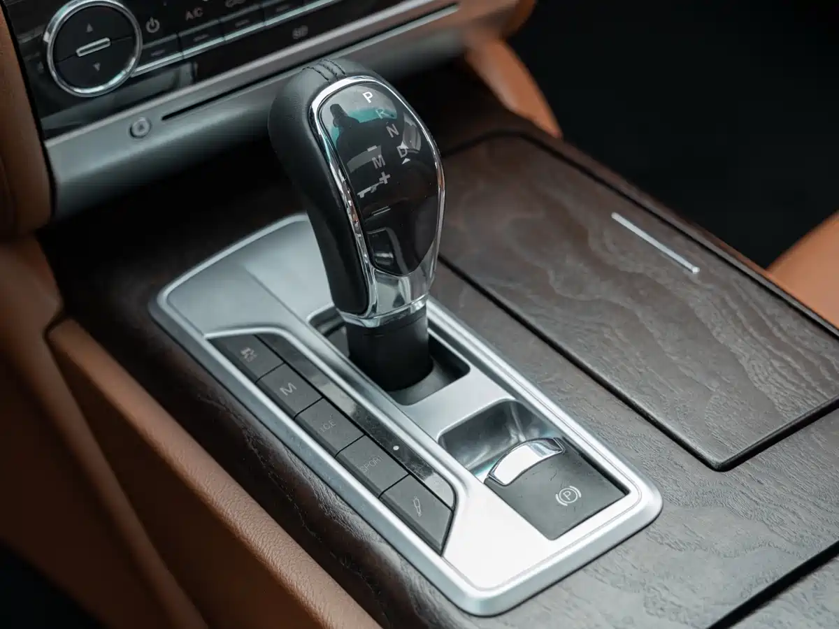 Фото 15 - Maserati Quattroporte