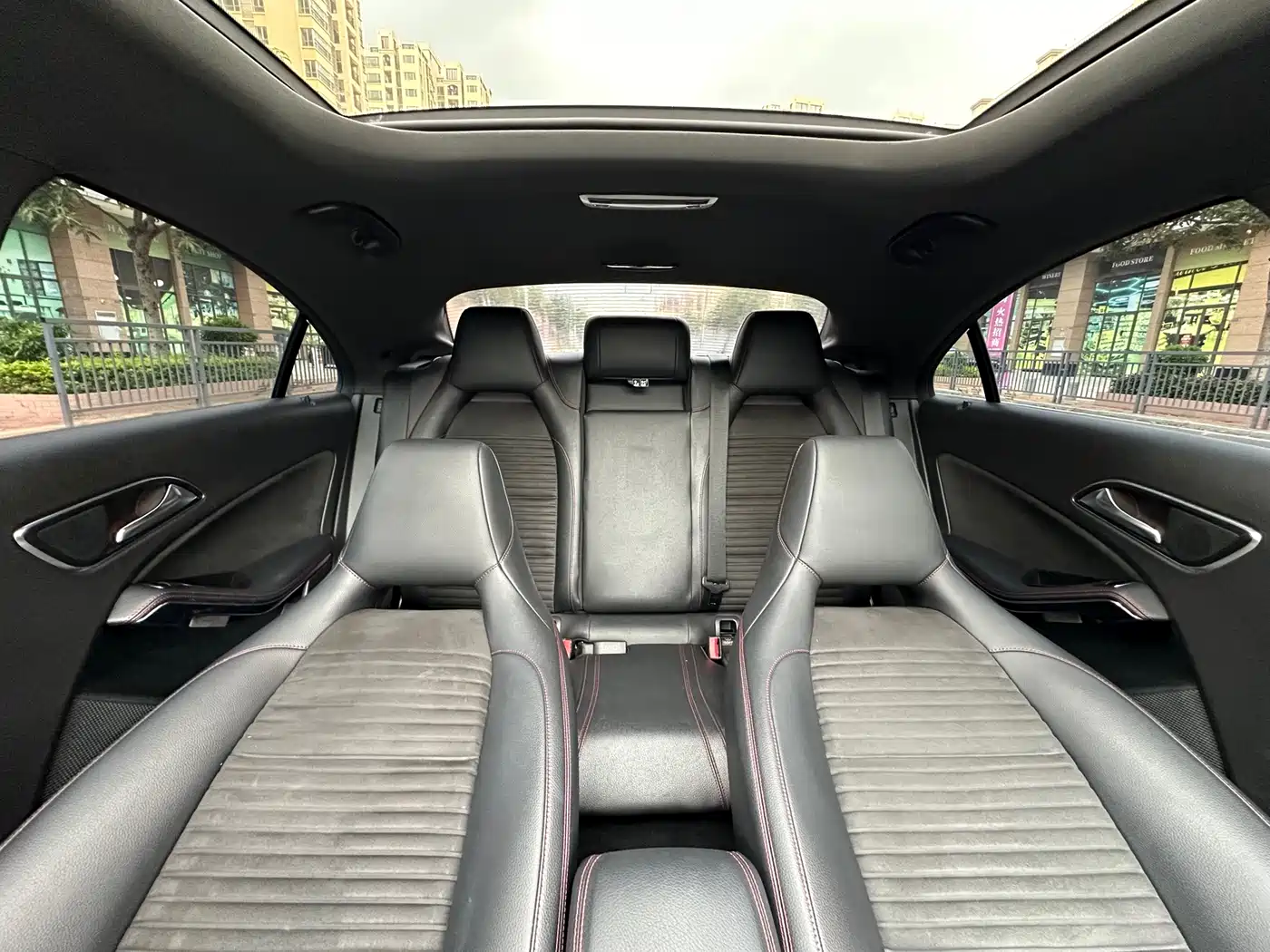 Mercedes-Benz CLA (Import) 2018 CLA 220 4MATIC фото 19