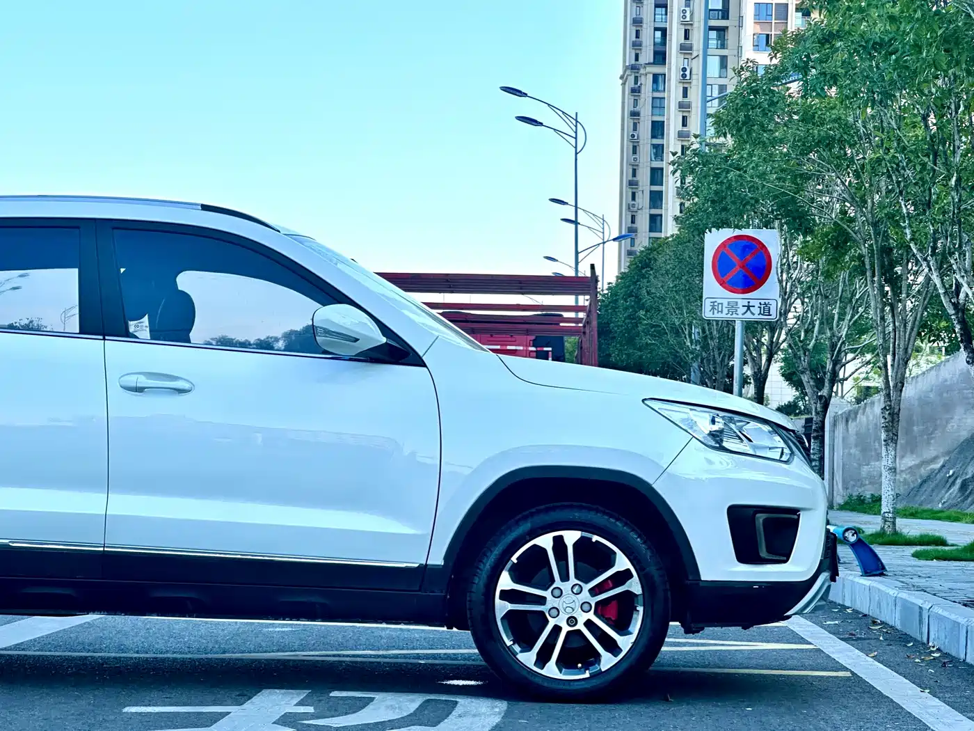 BAIC Senova X35 2016 2016 1.5L Automatic Luxury Edition
