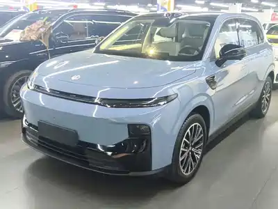 Leapmotor B10