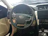 Фото 7 - Toyota Camry