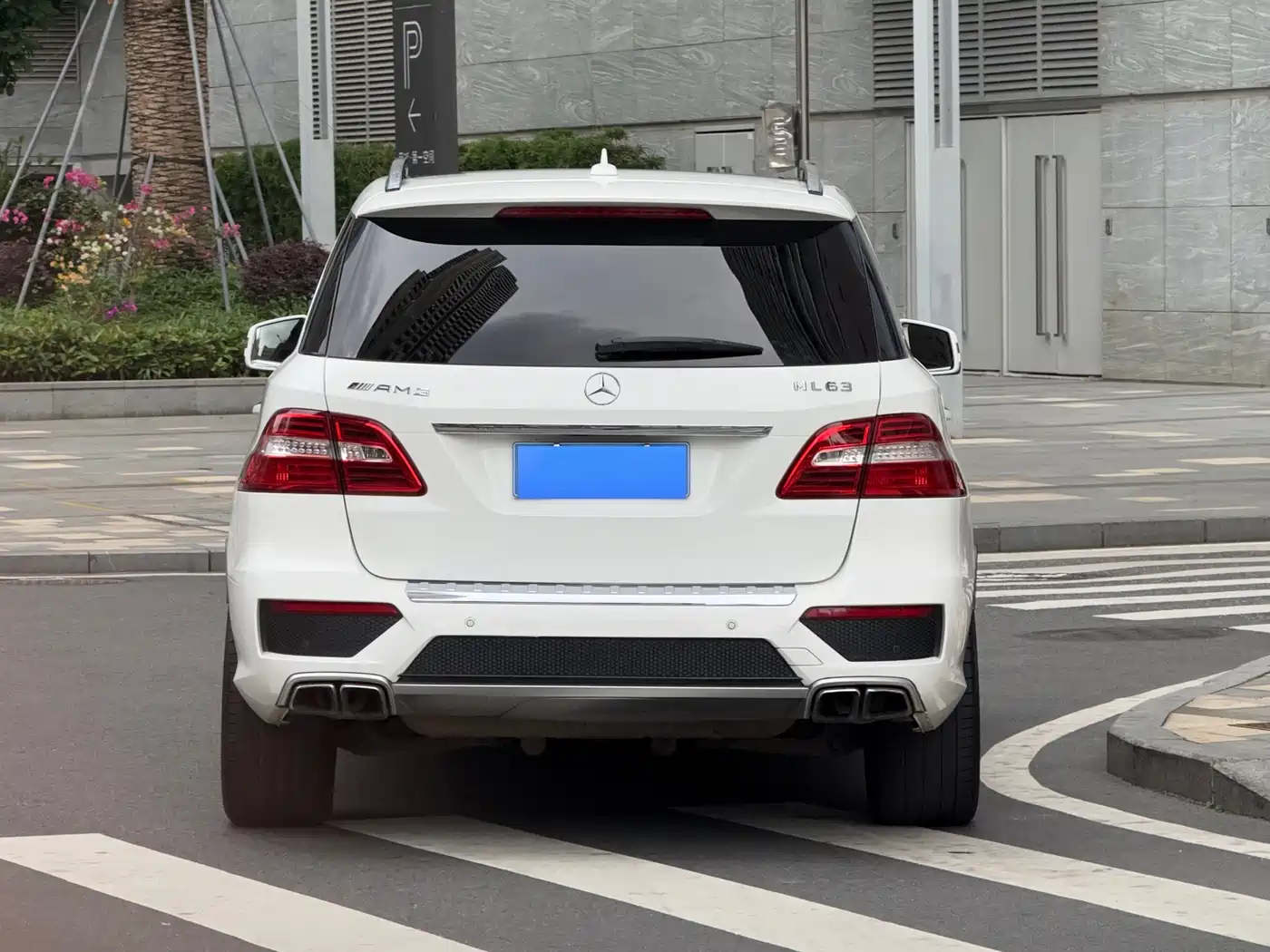 Mercedes-Benz M-Class AMG 2014 AMG ML 63 фото 3