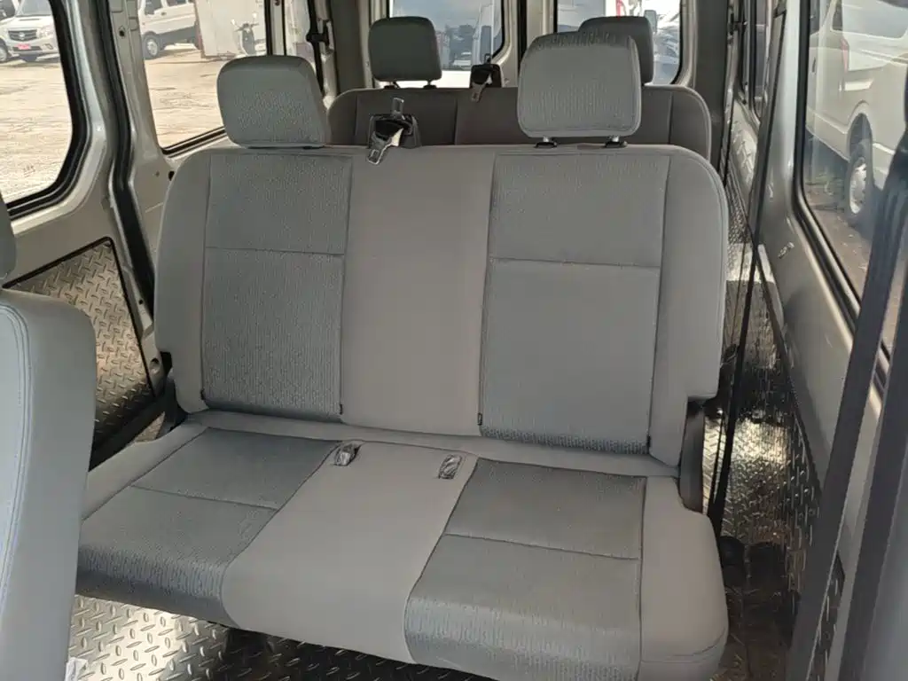 Foton Tuyano 2024 2023 2.0T Automatic Jixiang Long Wheelbase Medium Roof Single Rear Wheel 7/9-Seater