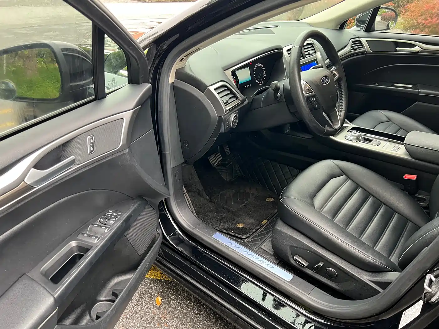 FORD MONDEO