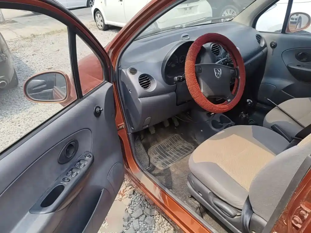 Baojun Lechi 2016 2012 Facelift 1.0L Manual P-TEC Standard