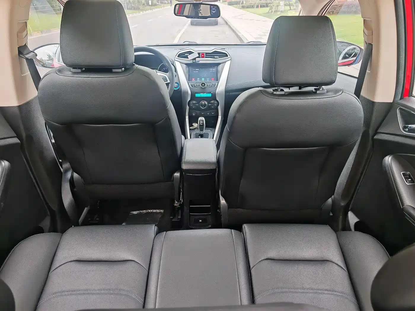 BYD Yuan New Energy 2018 EV360 Smart Connected Cool Type фото 7