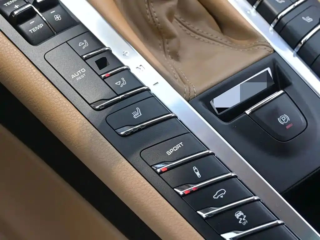 Porsche Macan 2016 Macan S 3.0T фото 9