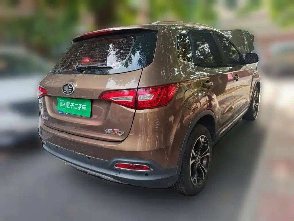 FAW Senya R7 2017 2017 Facelift 1.6L Automatic Luxury