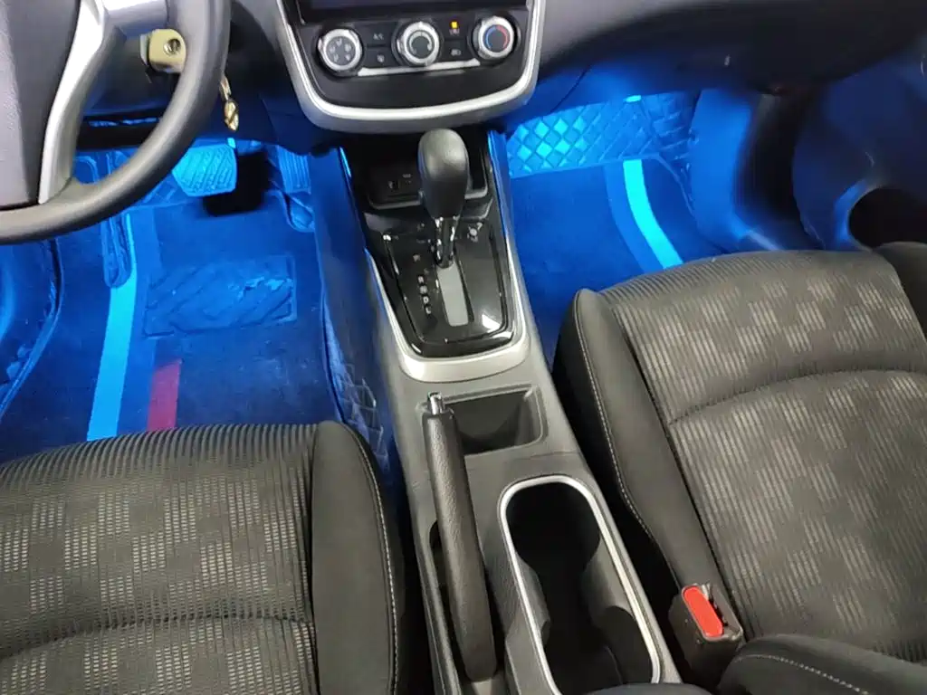 Nissan Tiida 2023 2021 1.6L CVT Cool Edition