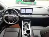 Фото 10 - Geely Emgrand