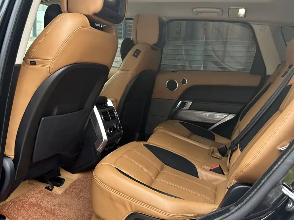 Land Rover Range Rover Sport 2020 3.0 L6 HSE DYNAMIC фото 11