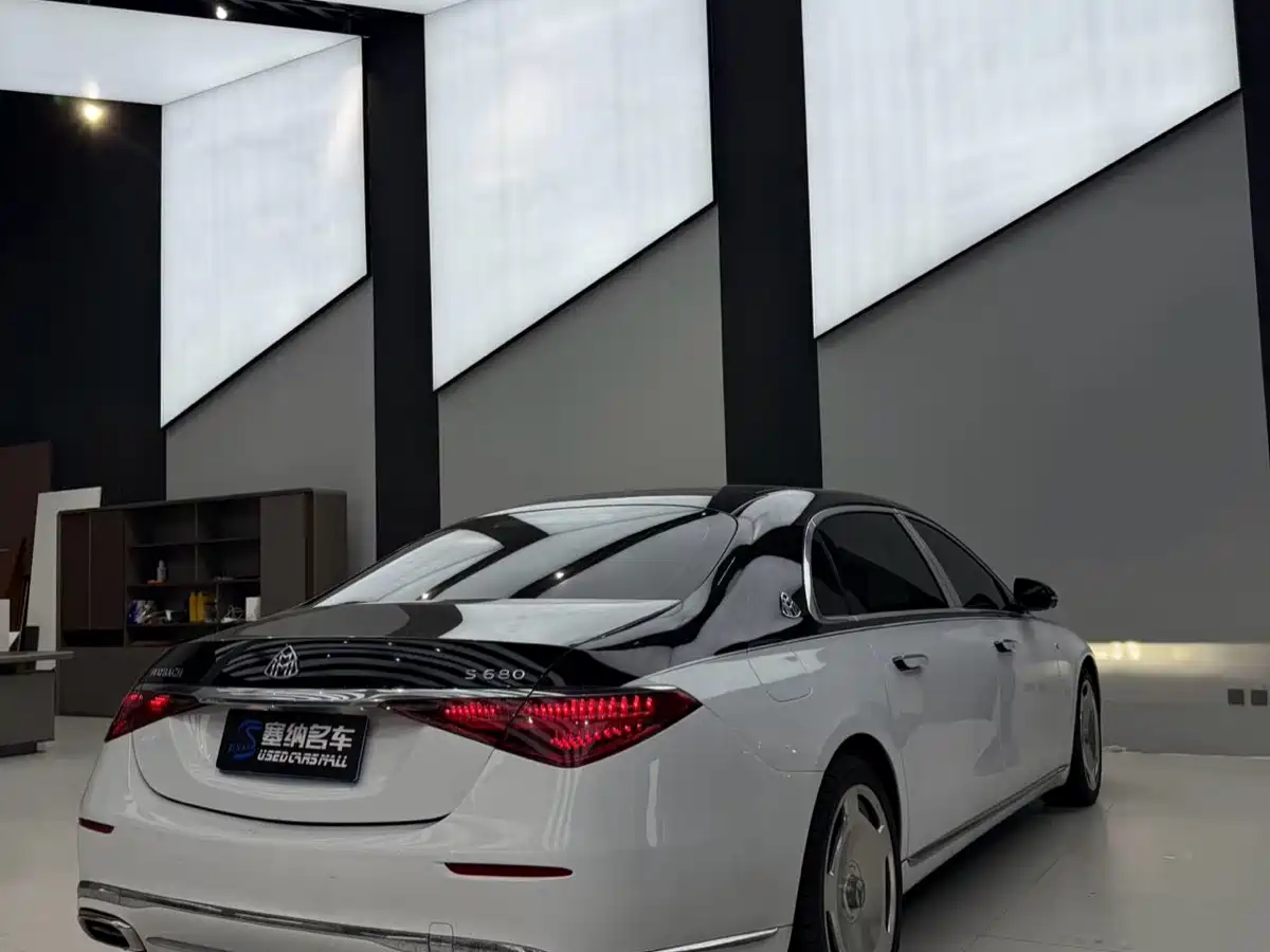 Mercedes-Benz Maybach S-Class 2022 S 480 4MATIC Intelligent Premium Special Edition фото 5