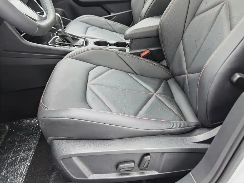 Фото 20 - Volkswagen Lavida