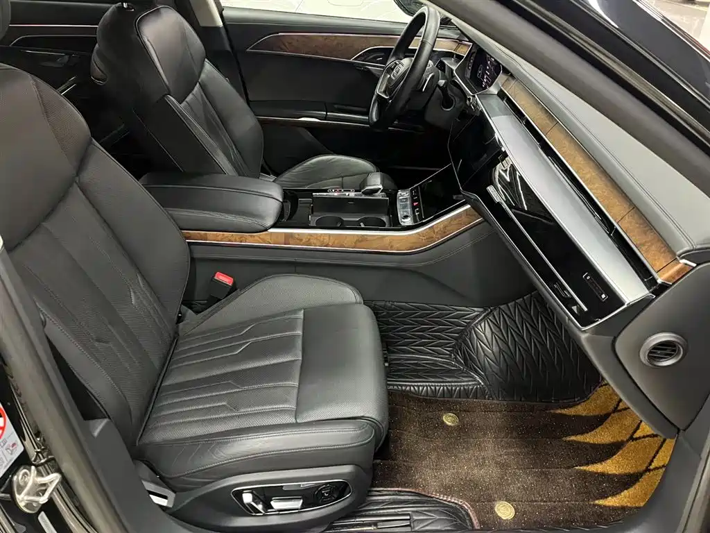 Audi A8 2019 Plus A8L 55 TFSI quattro Luxury фото 15