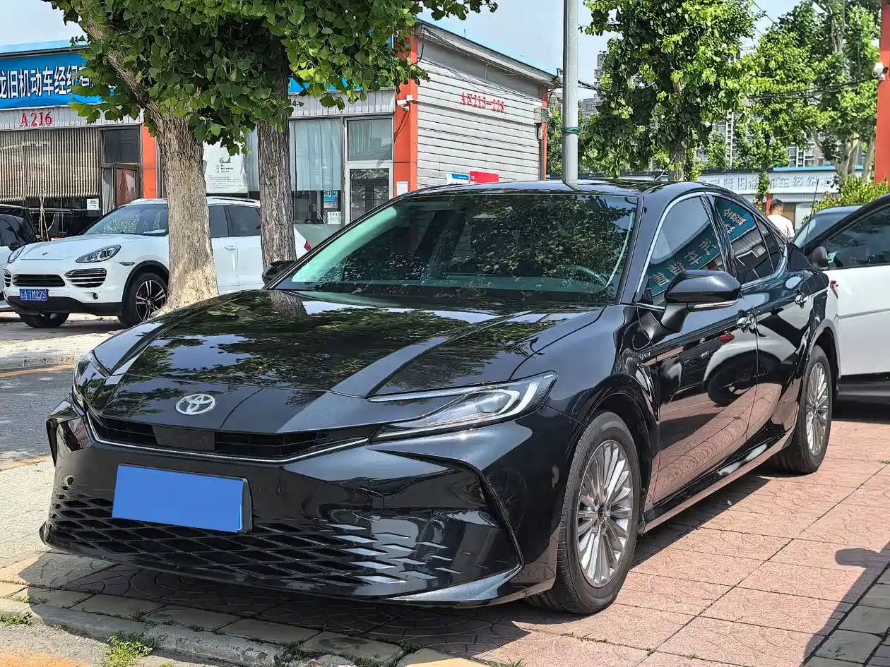 Toyota Camry 2024 Hybrid 2.0HGVP Luxury Edition
