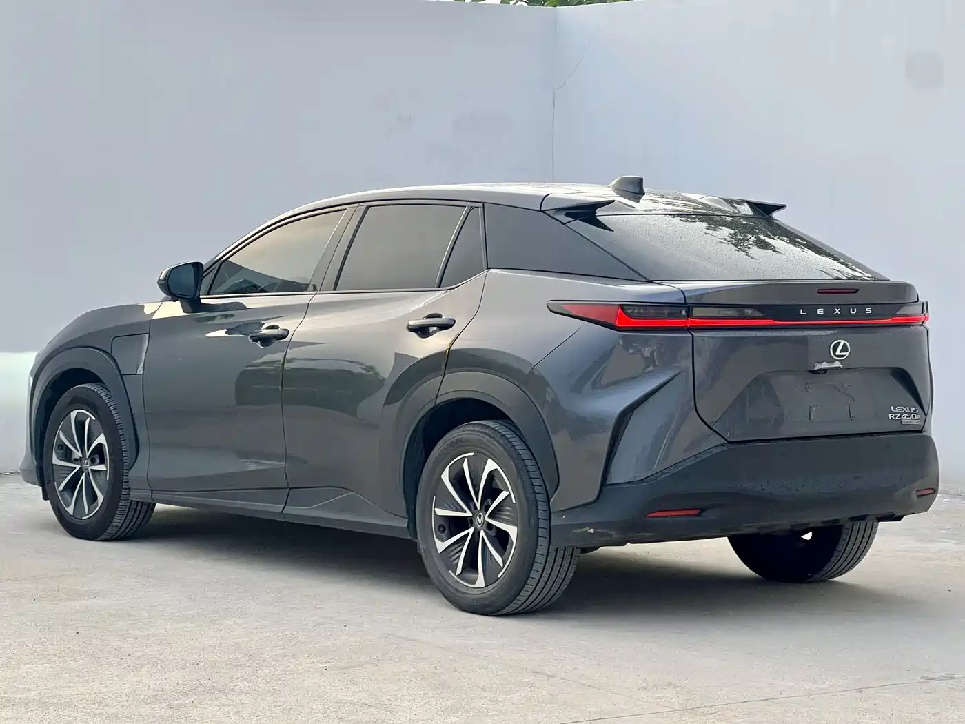 Lexus RZ 2023 2023 450e 4WD Deluxe