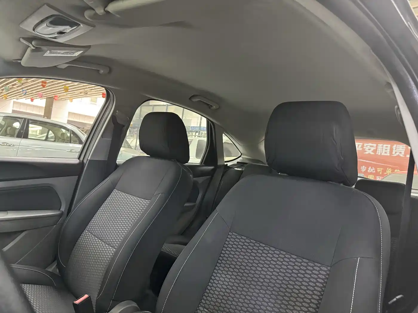 Photo 16 - Ford Focus