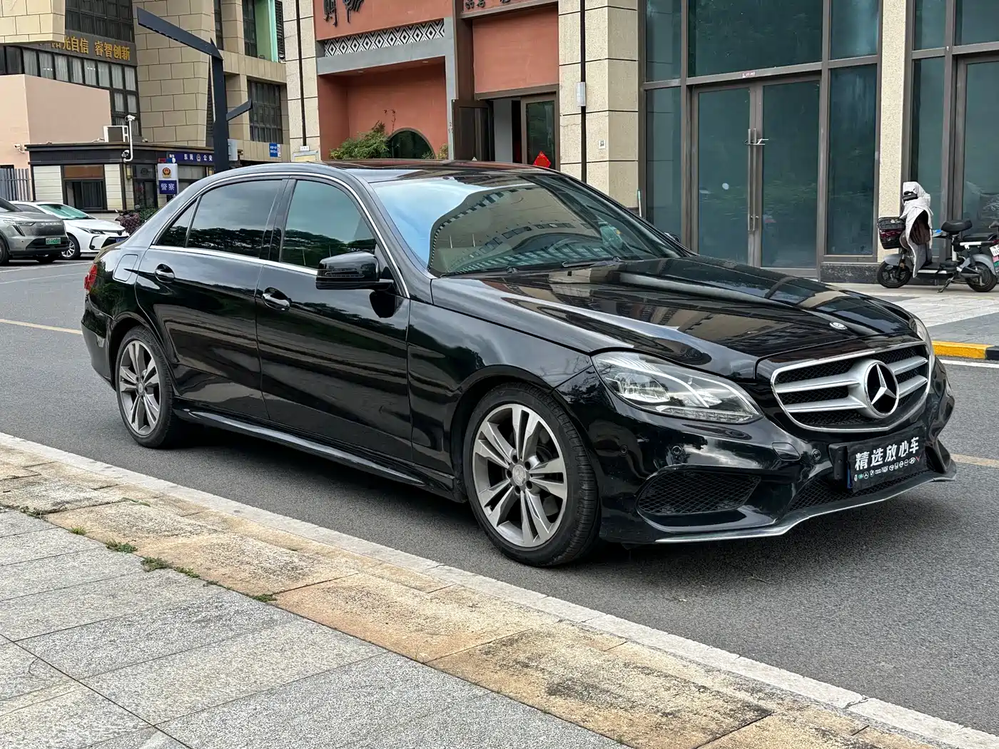 Mercedes-Benz E-Class 2014 Facelift E 260 L Sport фото 3