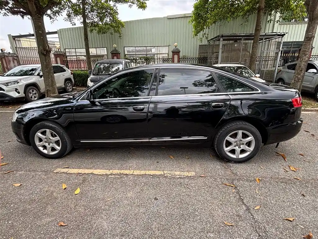 Audi A6L 2011 Model 2.0 TFSI Auto Standard фото 7