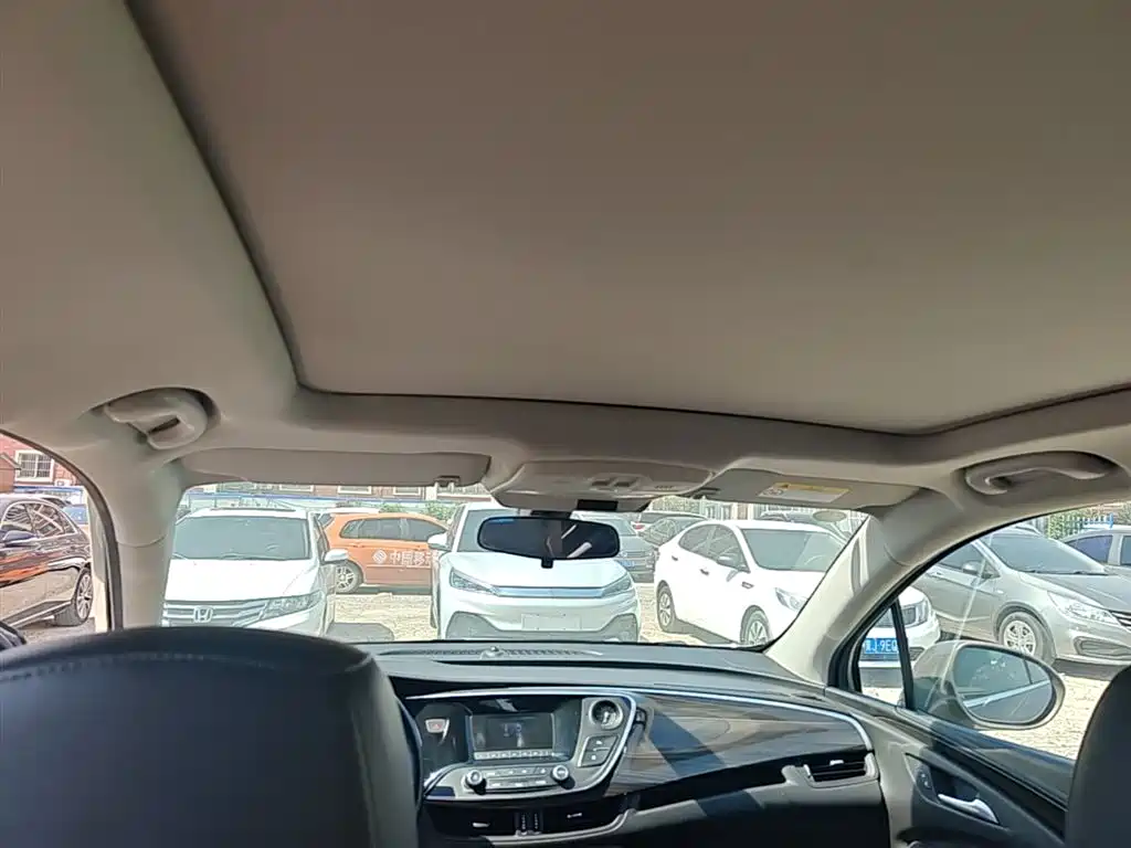 Buick Envision Plus 2018 20T 2WD Leading фото 18