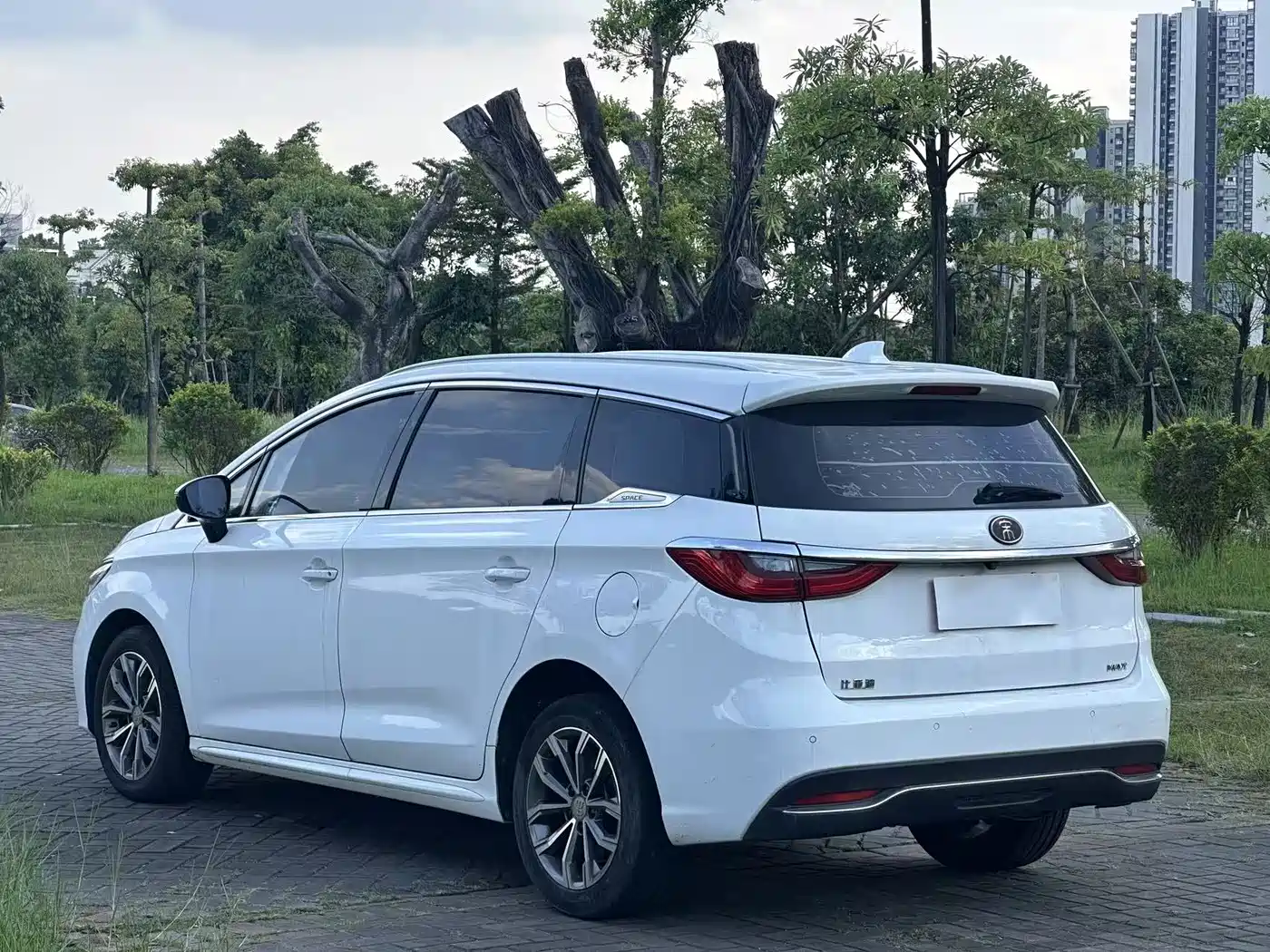 BYD Song MAX 2020 2019 1.5T Auto Smart Connected Sunroof 6-seater China VI