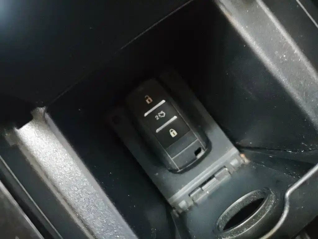 Photo 9 - Changan Eado