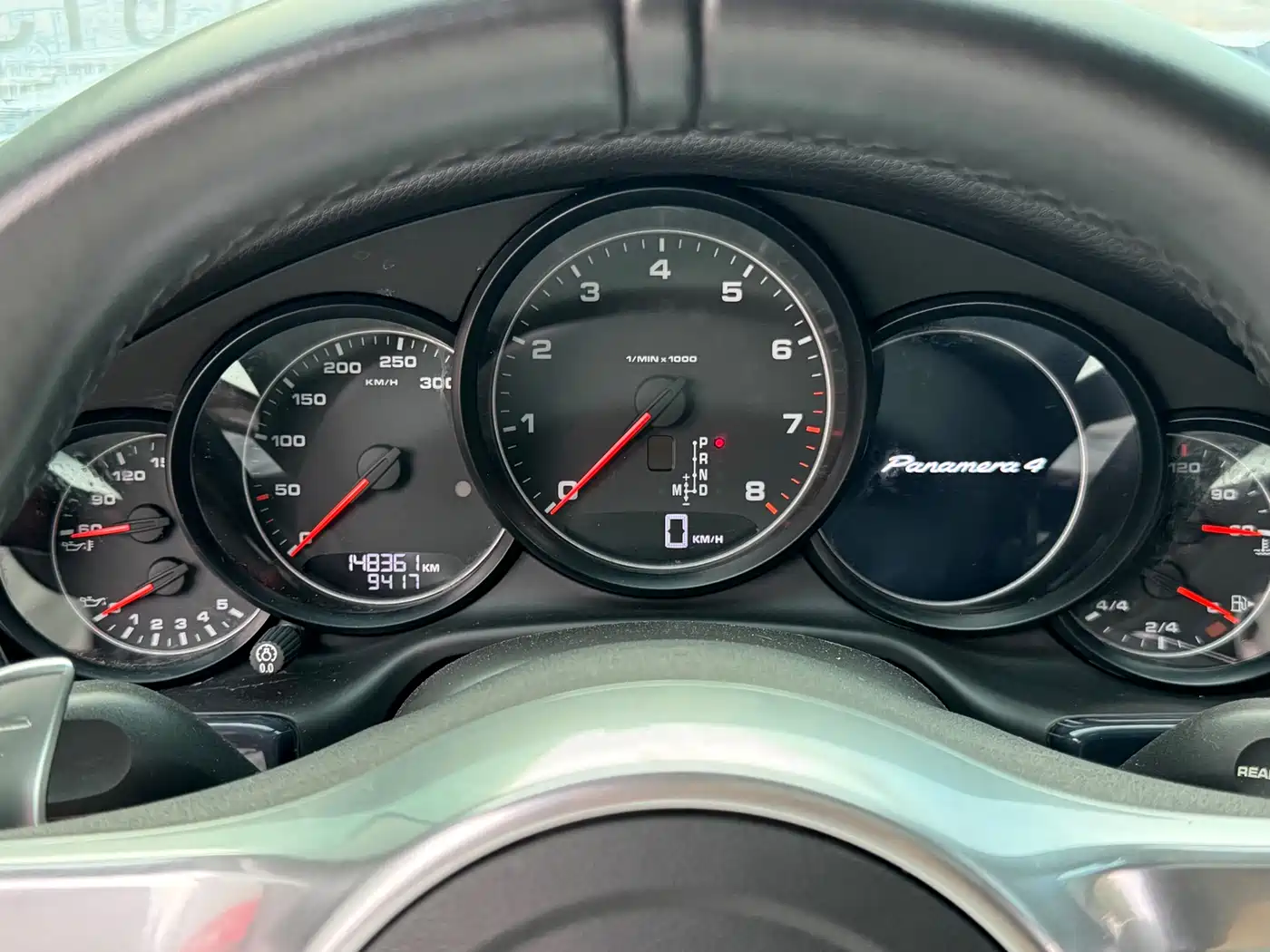 Porsche Panamera 2013 Panamera 4 Platinum Edition 3.6L фото 16