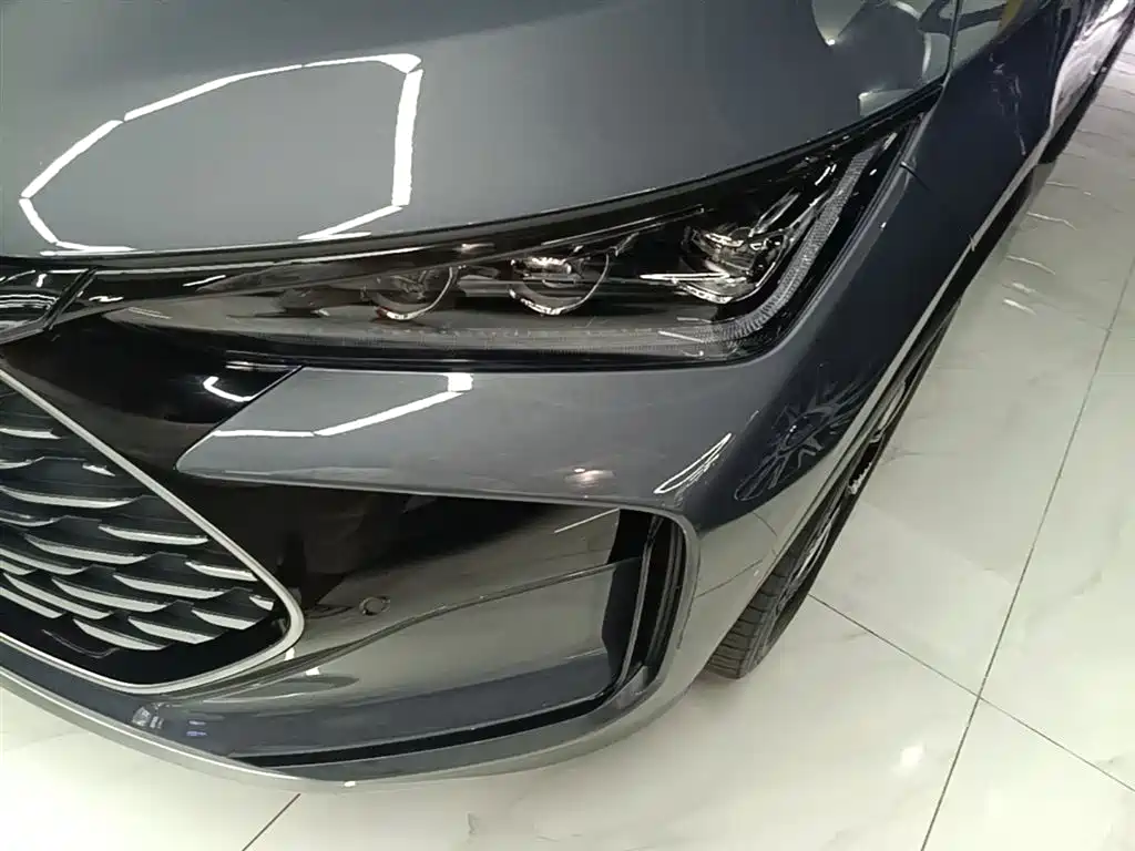 BYD Tang New Energy 2024 DM-i Glory Edition 112KM Deluxe фото 24
