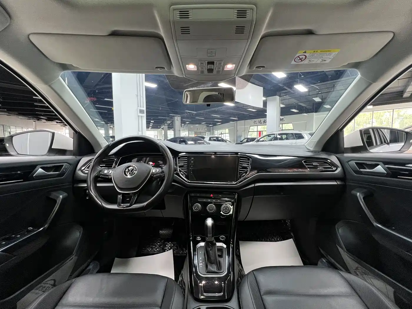 Volkswagen T-Roc, миниатюра 24