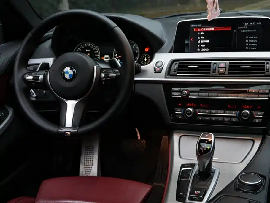 BMW 6 Series 2016 640i Gran Coupe фото 12