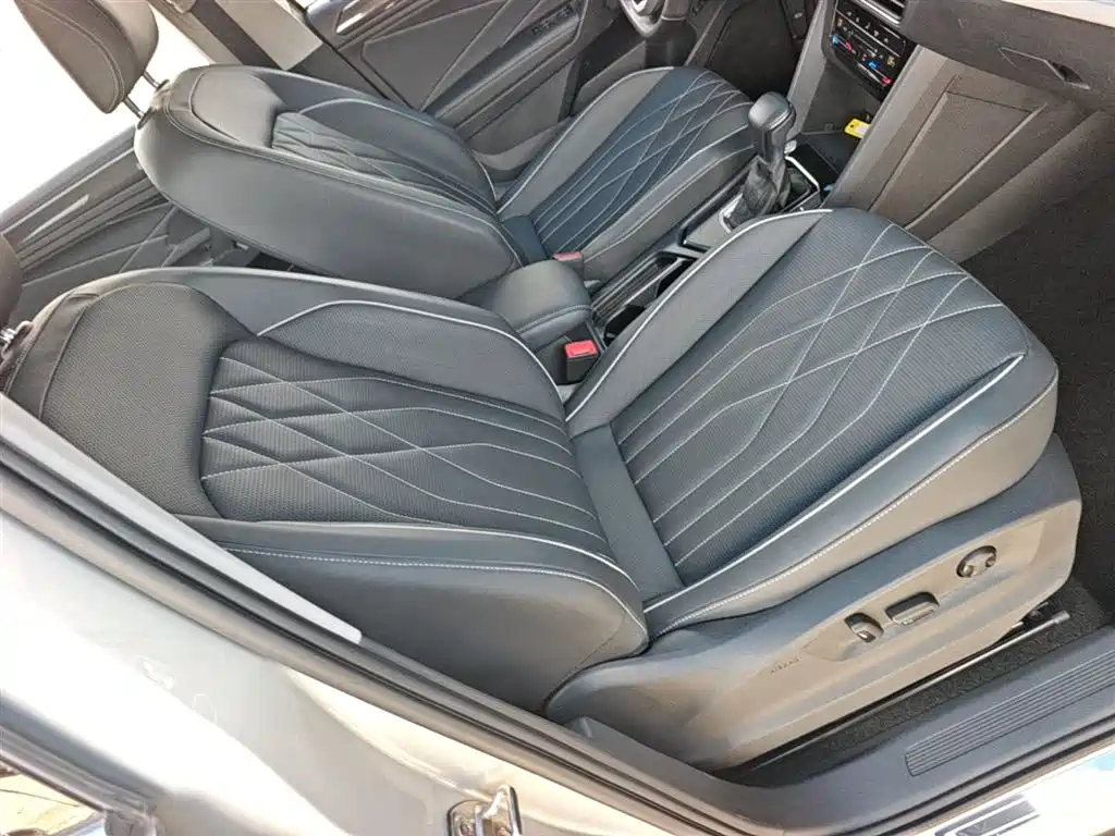 Volkswagen Tiguan L 2022 330TSI Automatic 2WD Smart Edition фото 25