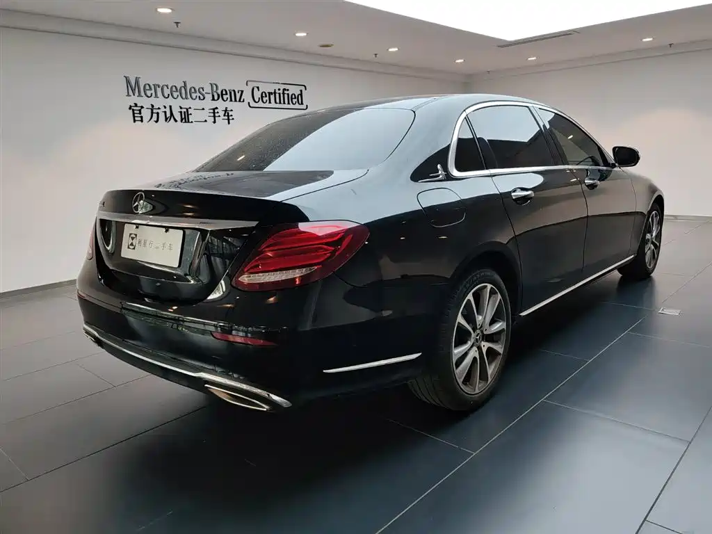 Mercedes-Benz E-Class 2019 E 300 L Fashion фото 6
