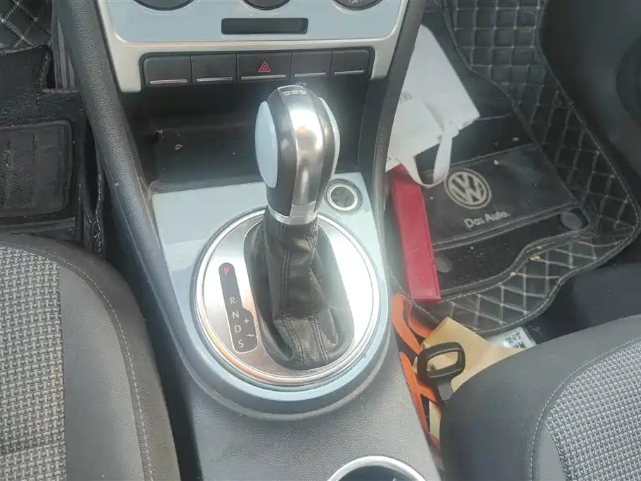 Volkswagen Beetle 2014 1.2TSI Fashion Edition фото 16