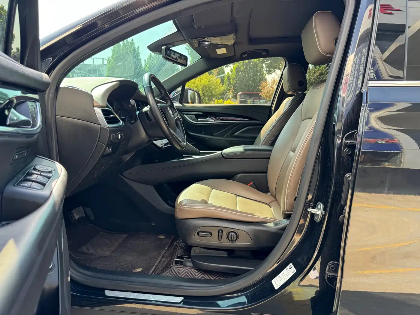 Buick Enclave 2020 28T 4WD Flagship Model фото 9