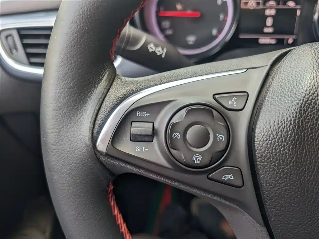 Buick Verano 2016 Hatchback 15S Automatic Leading фото 3