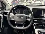 Фото 10 - Geely Coolray
