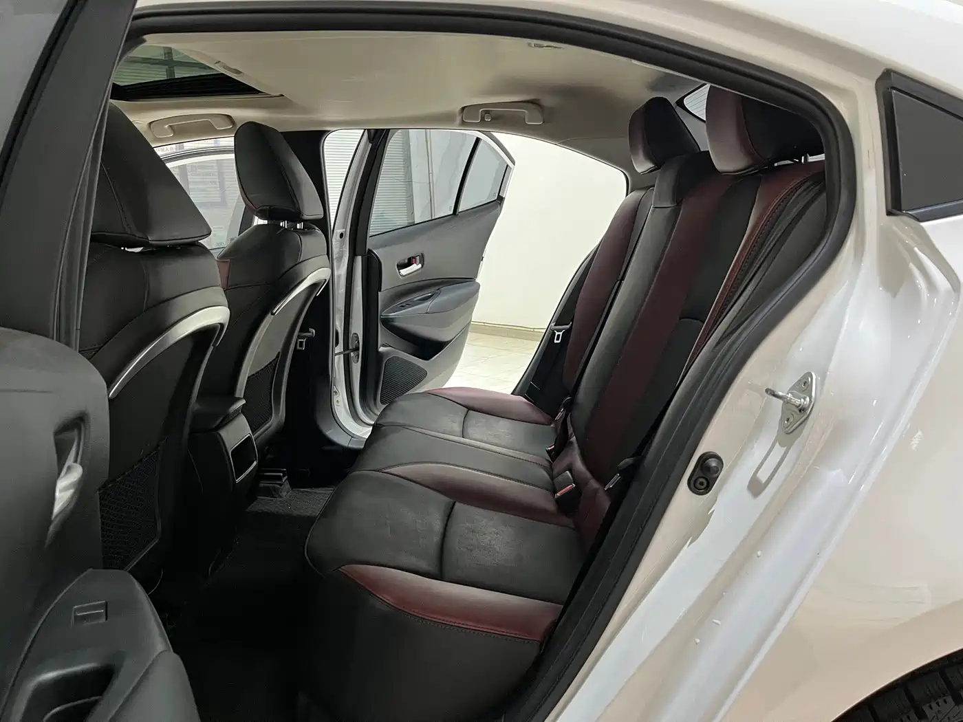Toyota Corolla 2023 1.2T Elite Edition фото 9