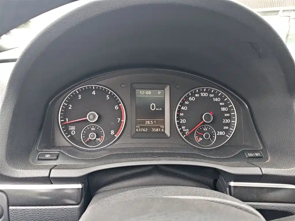 Volkswagen Eos 2011 Model 2.0TSI фото 8