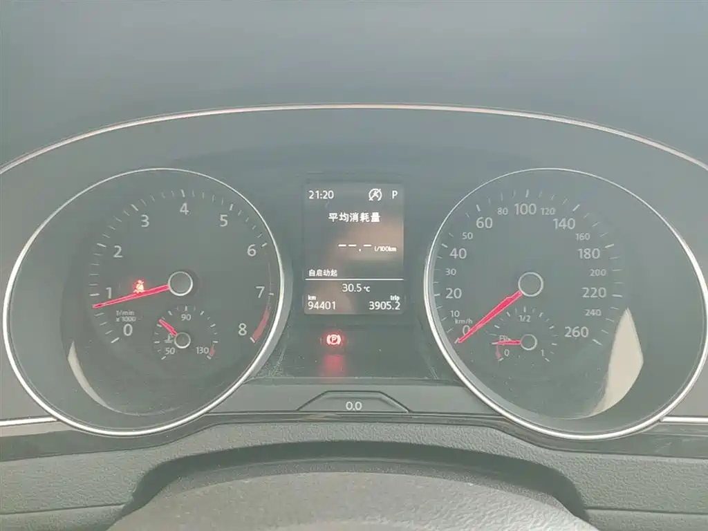 Volkswagen Magotan 2017 330TSI DSG Luxury фото 12