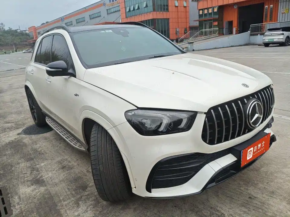 Mercedes-Benz GLE AMG 2022 AMG GLE 53 4MATIC+ Bright Night Special Edition фото 2