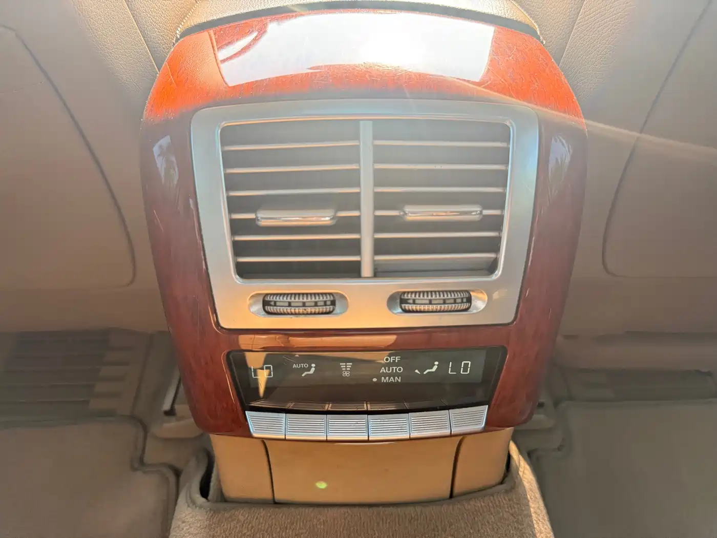 Mercedes-Benz S-Class фото 7
