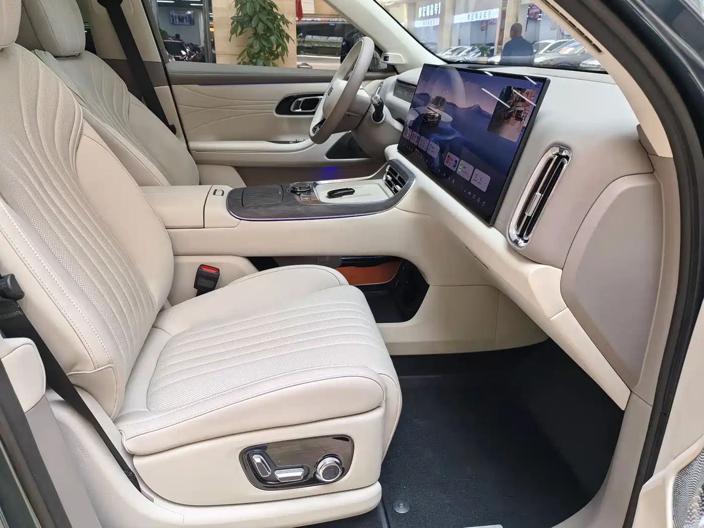 Geely Galaxy Galaxy M9 2025 Base Model фото 14